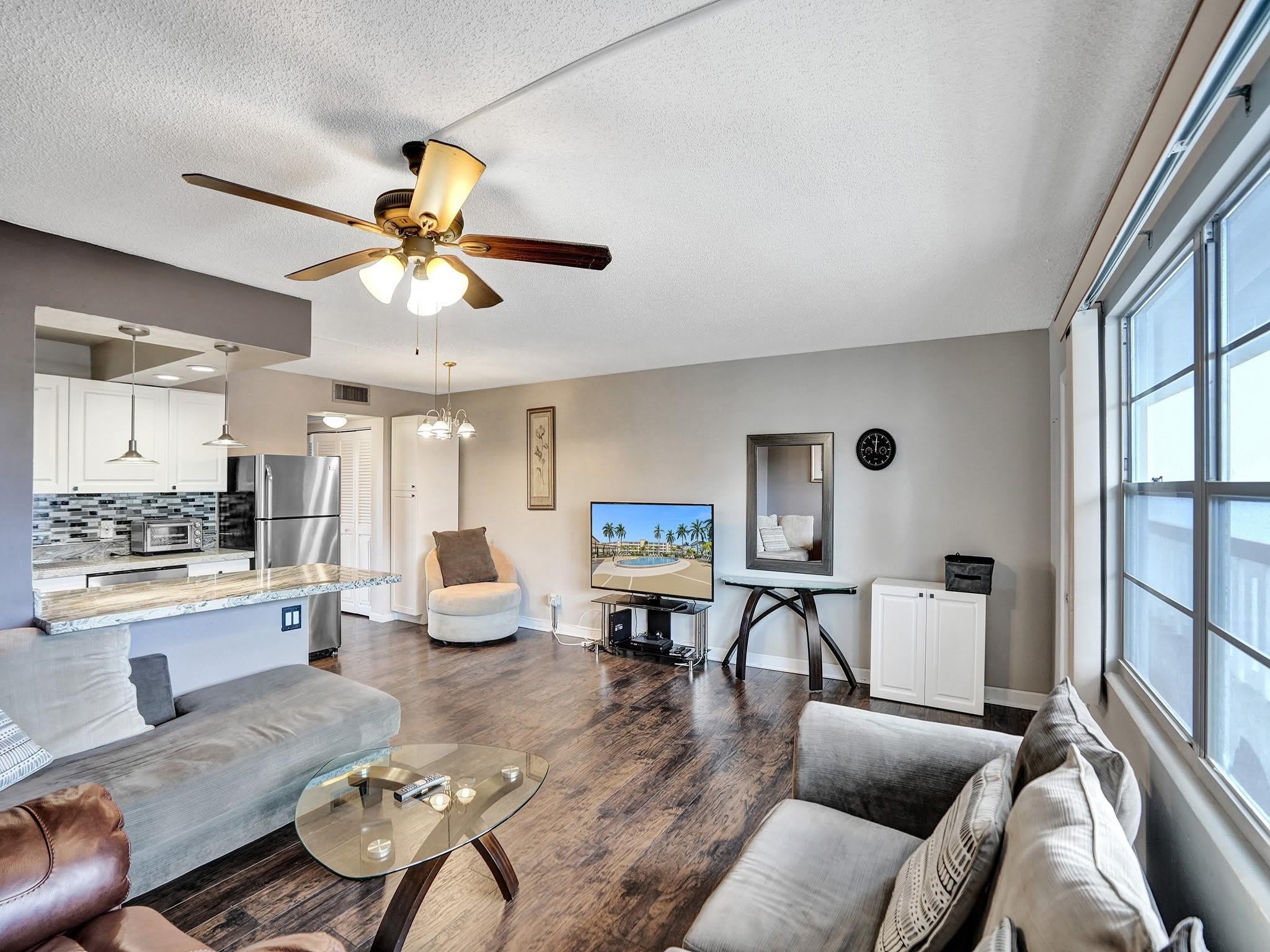 3014 Cornwall A – photo 3