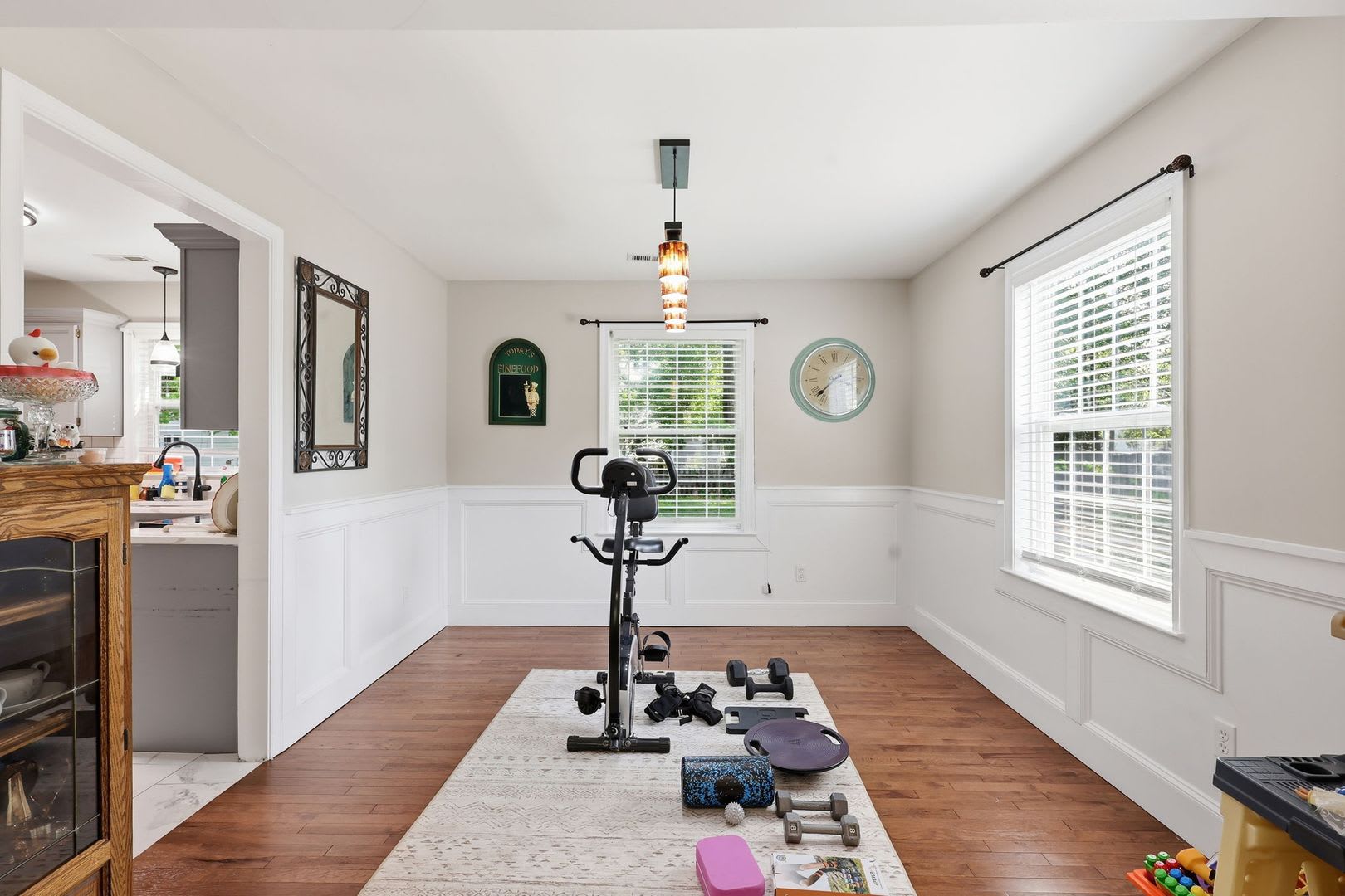 Charming Craftsman Style Beauty Built In 2022 Offering The Perfect Blend Of Modern Comfort Thoughtful Design And Everyday Convenience – photo 5