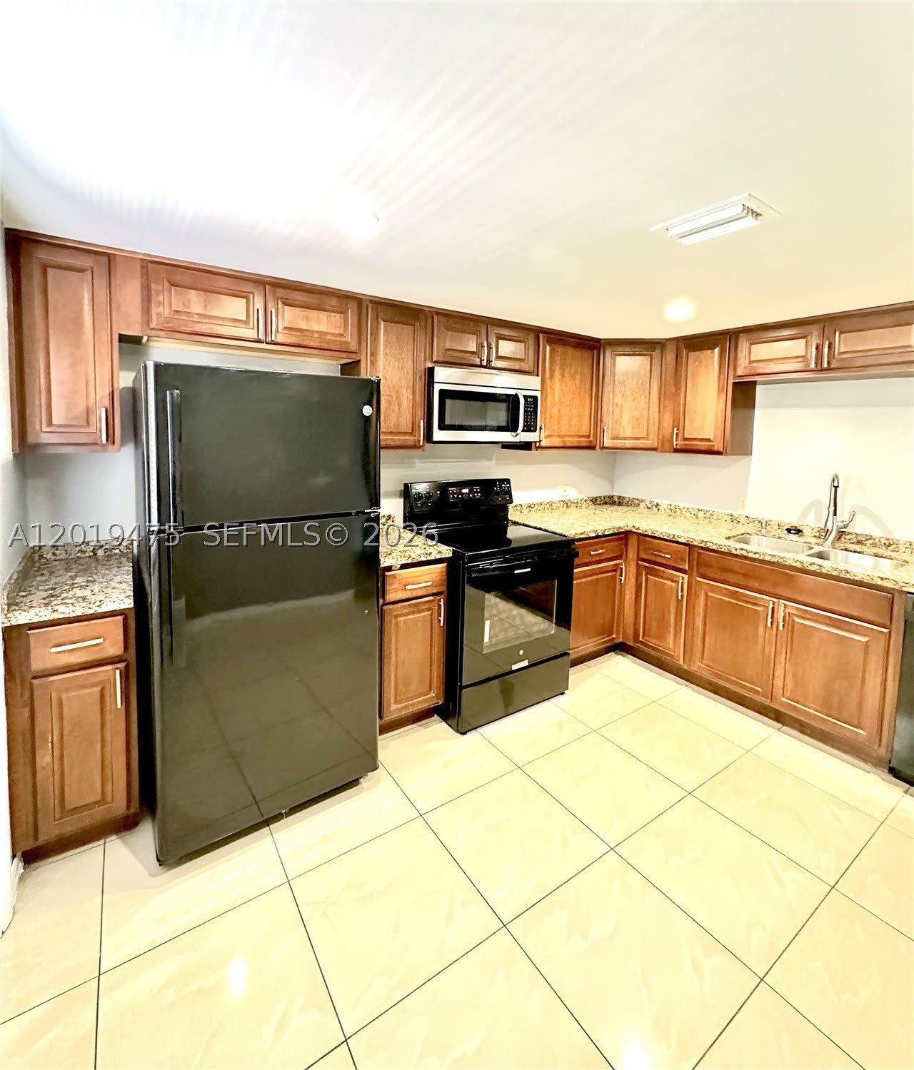 443 NE 195th St – photo 5