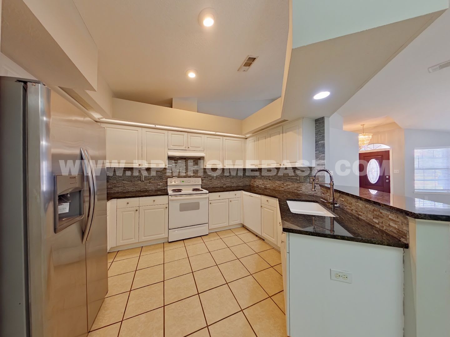 Spacious 4 Bedroom Home With Florida Room In Perdido Key – photo 4