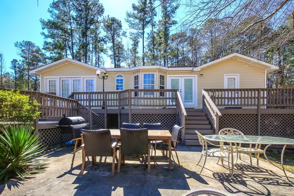 4046 White Oak Drive – photo 2