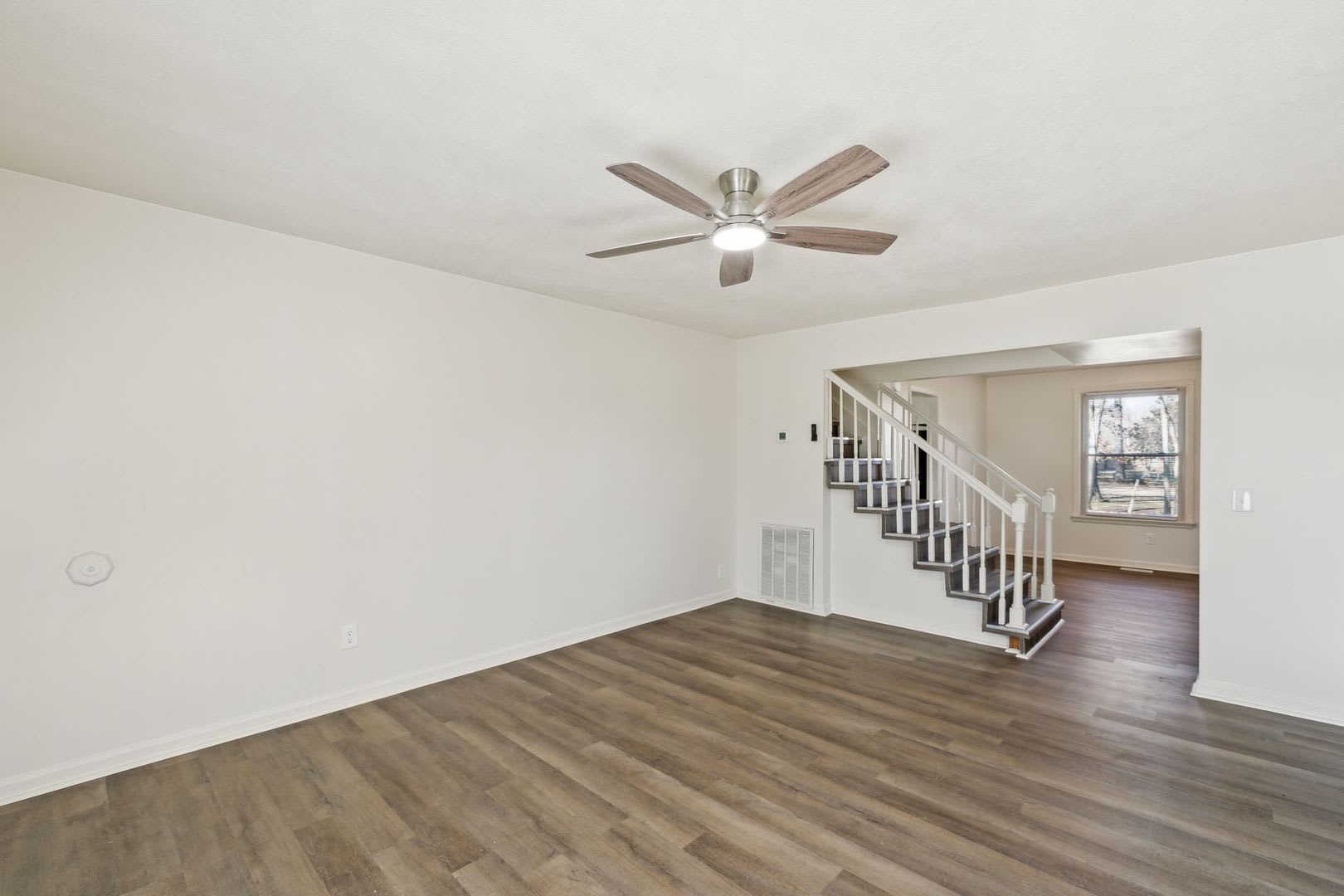1421 Huntington – photo 5