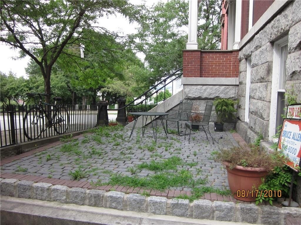 100 Bowen Street – photo 2