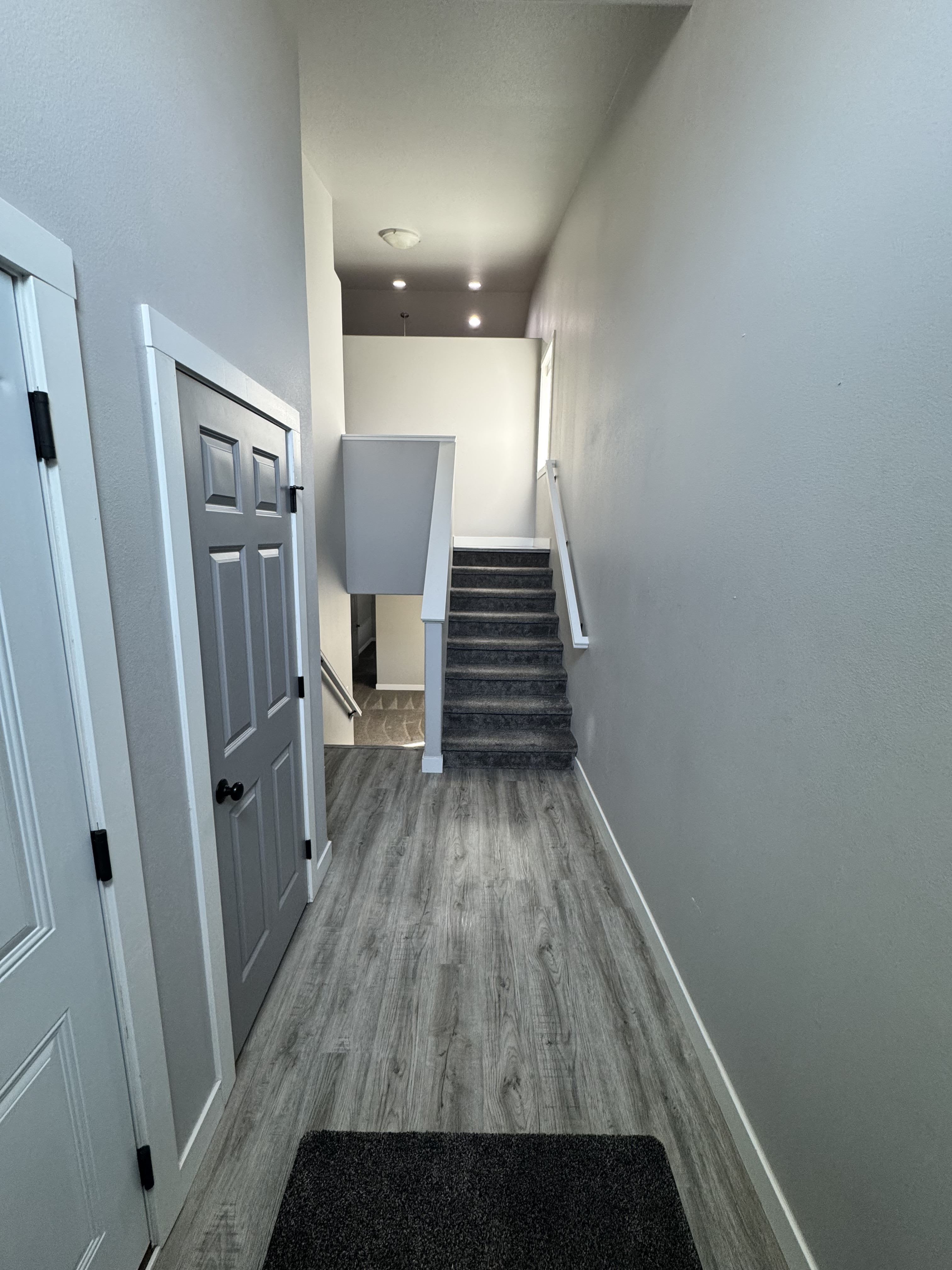 622 6th Street East – photo 3