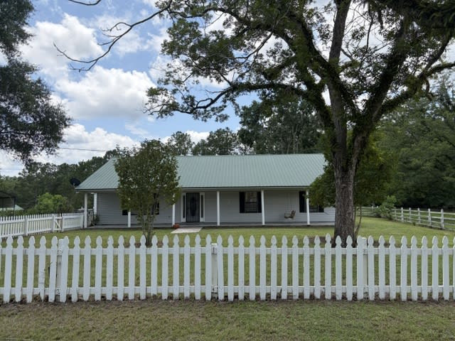1567 Perry Smith Road – photo 1