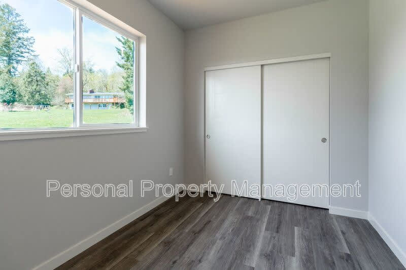 1801 N 20th Ct – photo 5
