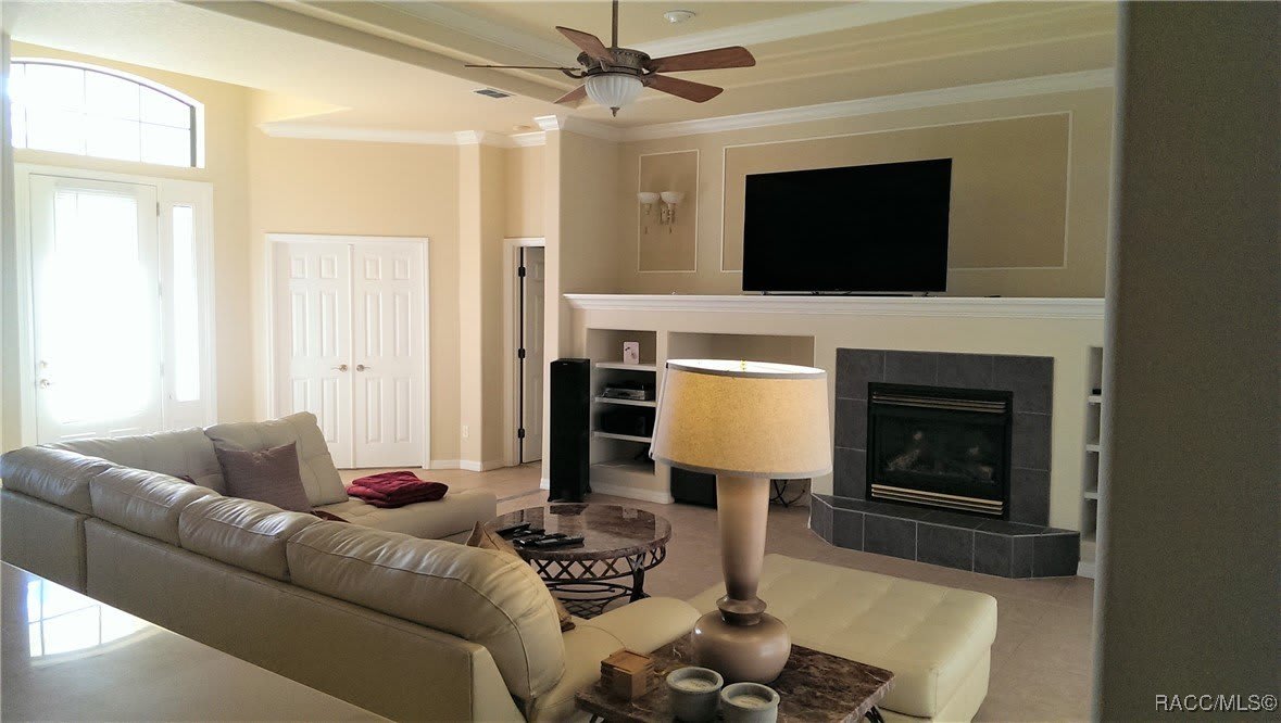 38 Linder Drive – photo 3