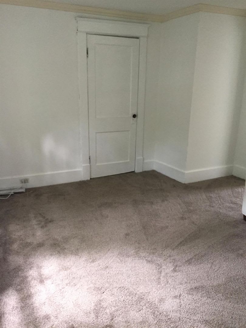 Studio Apt. for lease in the Belmont/Hillsboro area! – photo 4