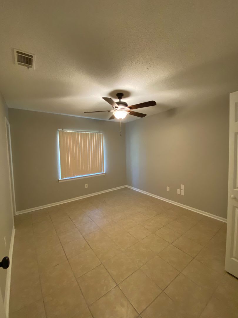 FOR RENT – photo 4