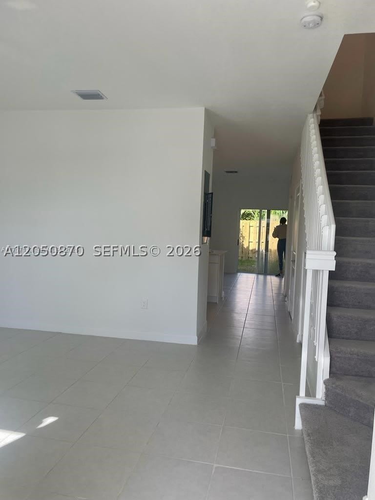 1642 SE 26th Ter – photo 5
