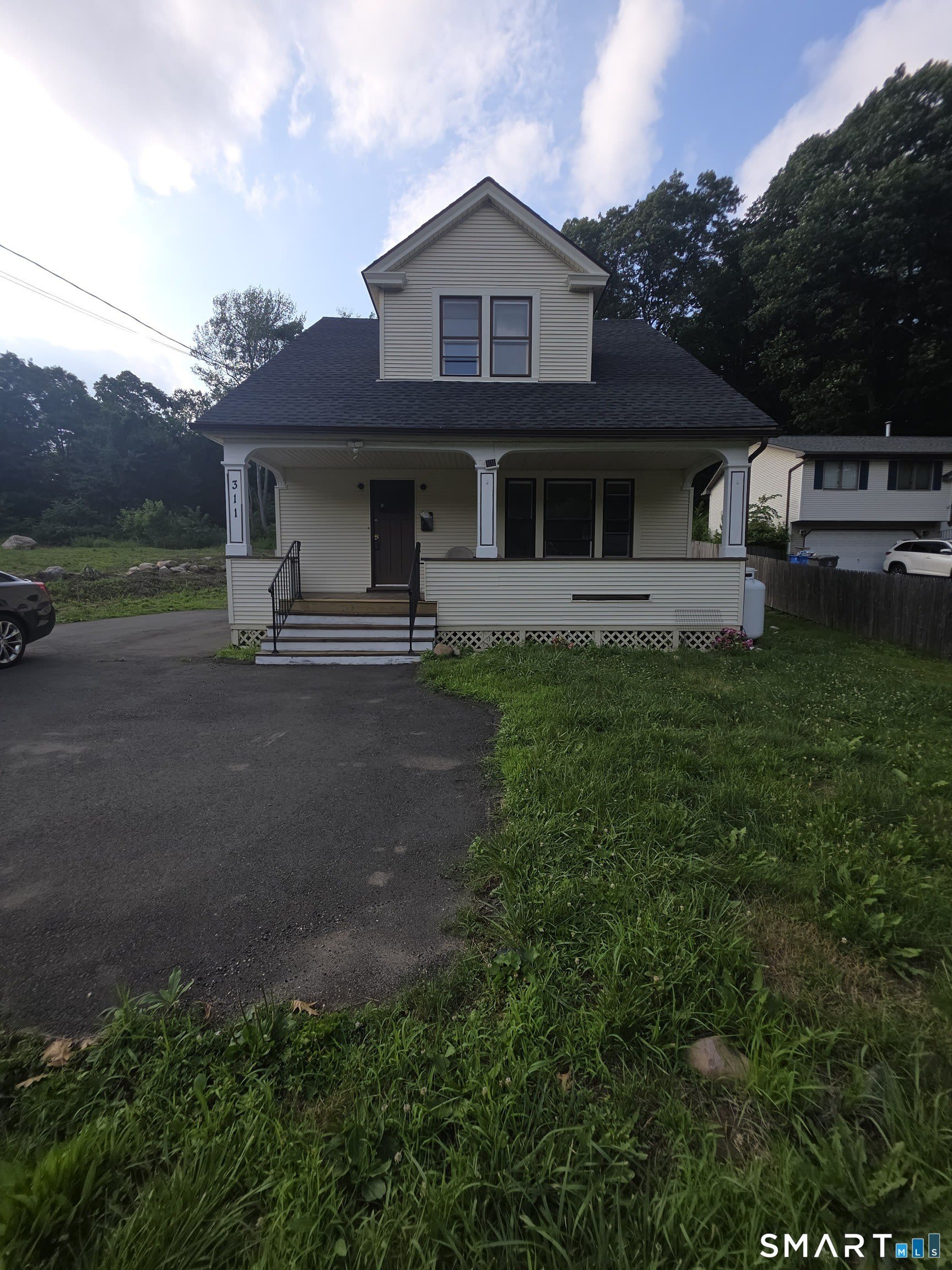 311 Farmington Avenue – photo 2