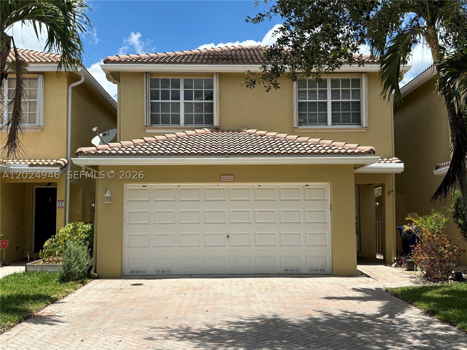 9283 Nw 54Th St – photo 3