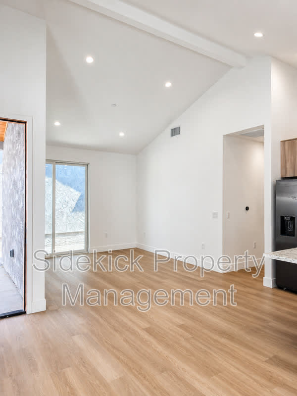 432 W Garfield Ave – photo 4