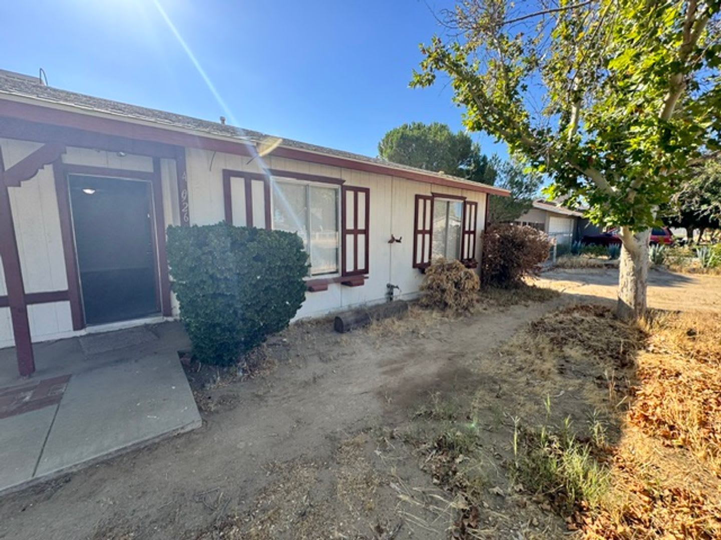 Remodeled 4 2 In Lake L A 2900 – photo 3