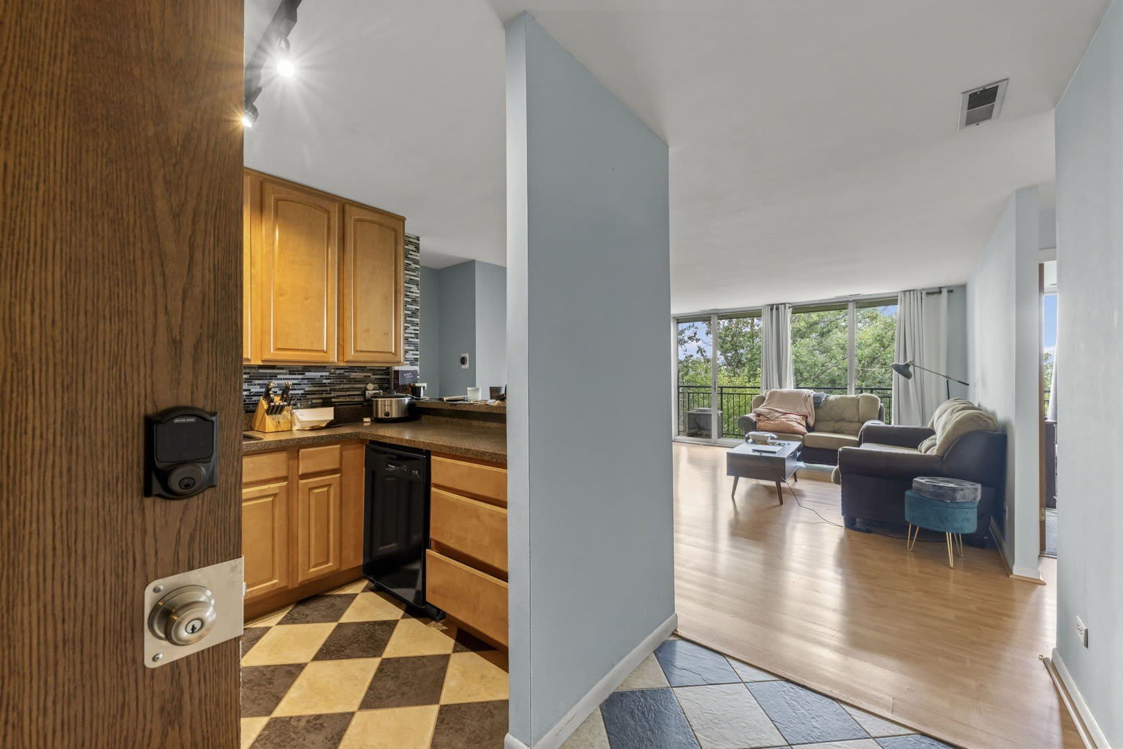 5820 Oakwood Drive – photo 2