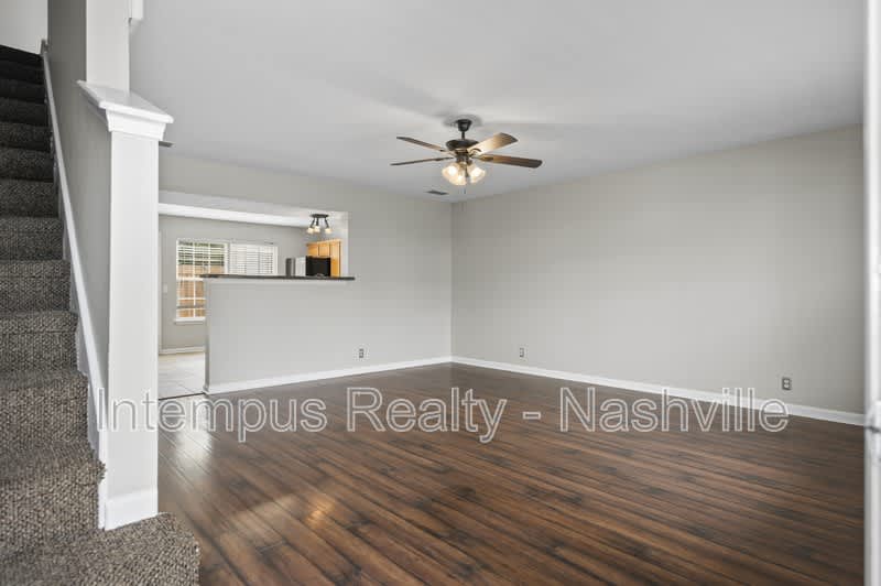 415 Shoshone Pl – photo 3