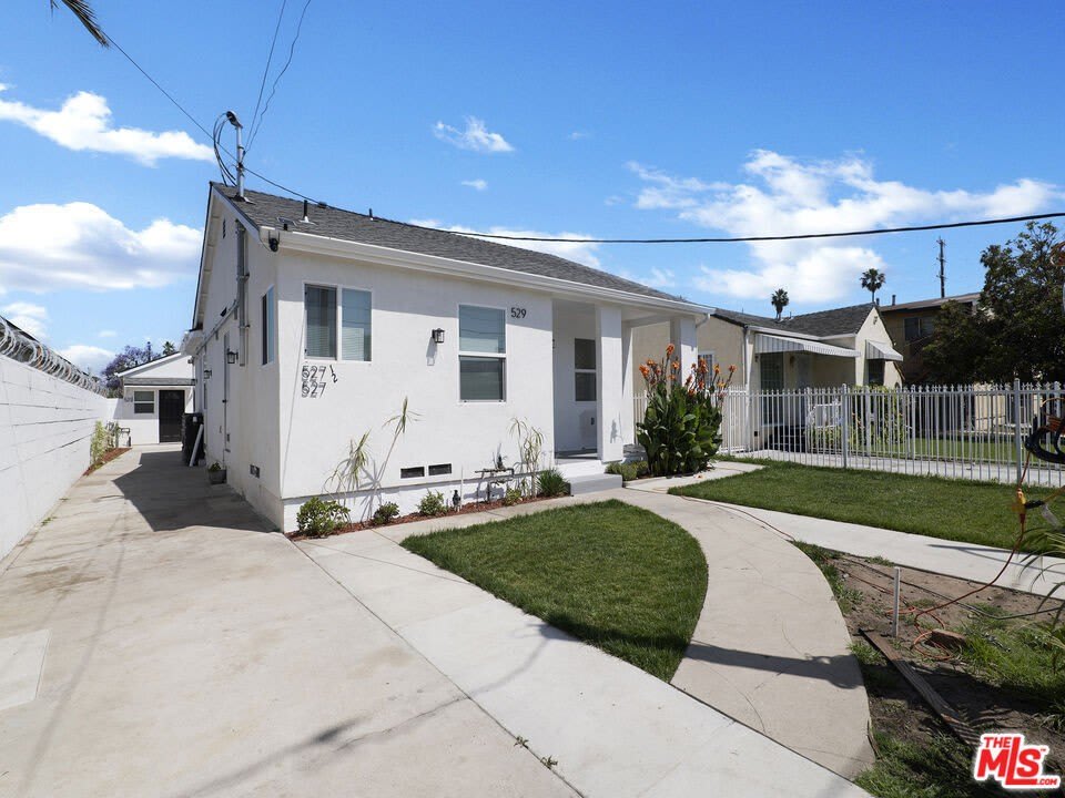 529 W 90th St – photo 3