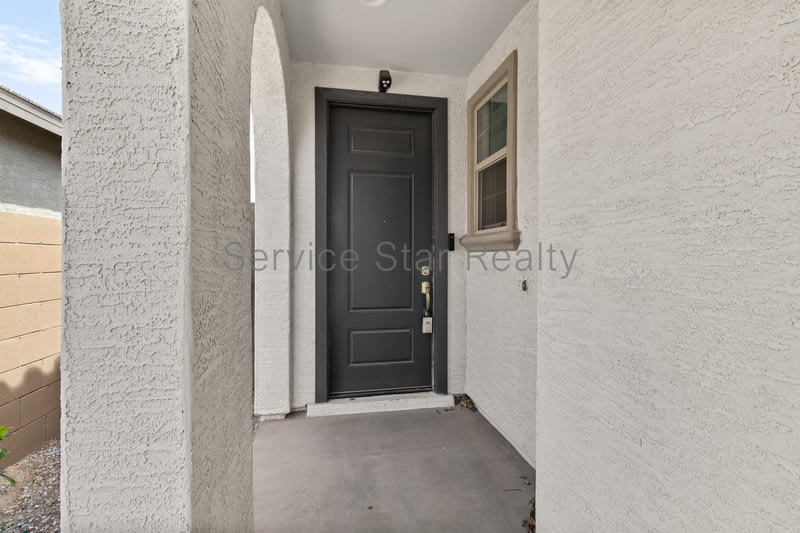 2818 E Hidalgo Ave – photo 3