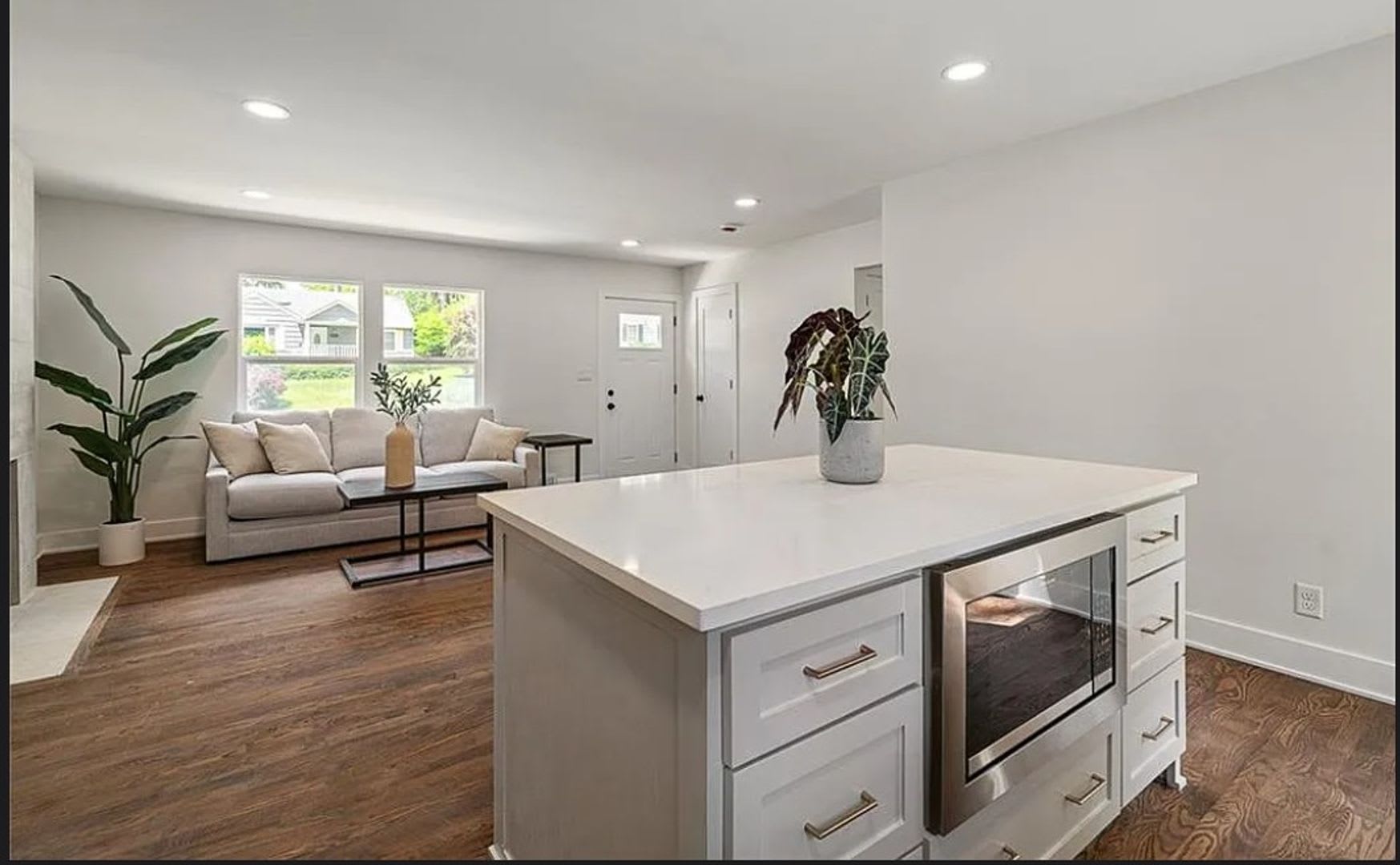 Stunning Mission Remodel – photo 3