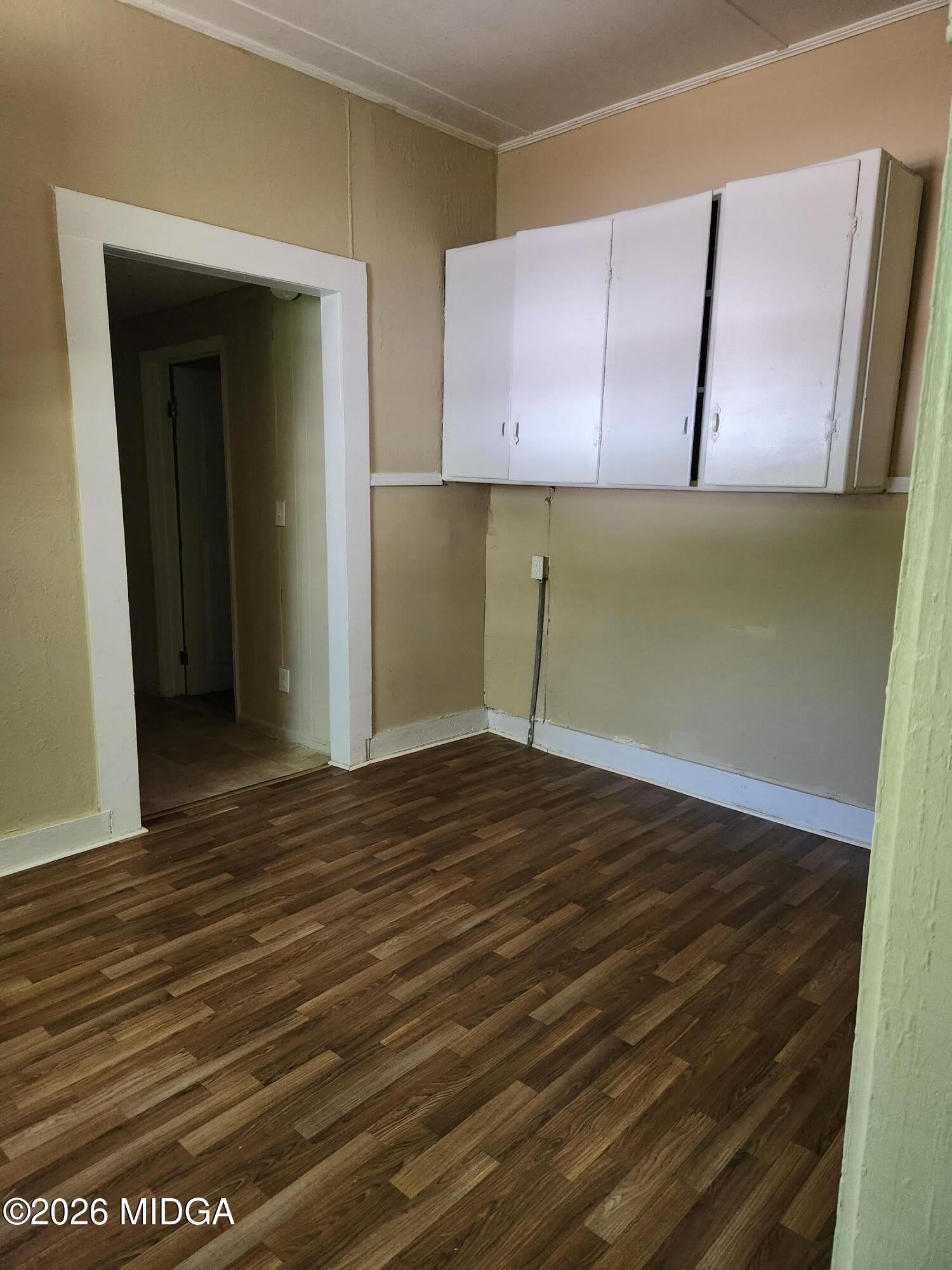842 Grady Street S – photo 4