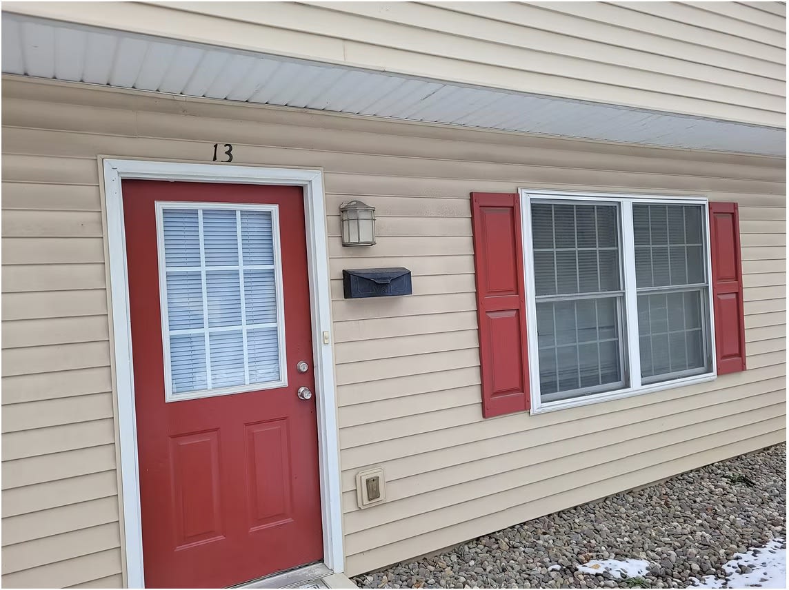 13 S. Chestnut Street – photo 2