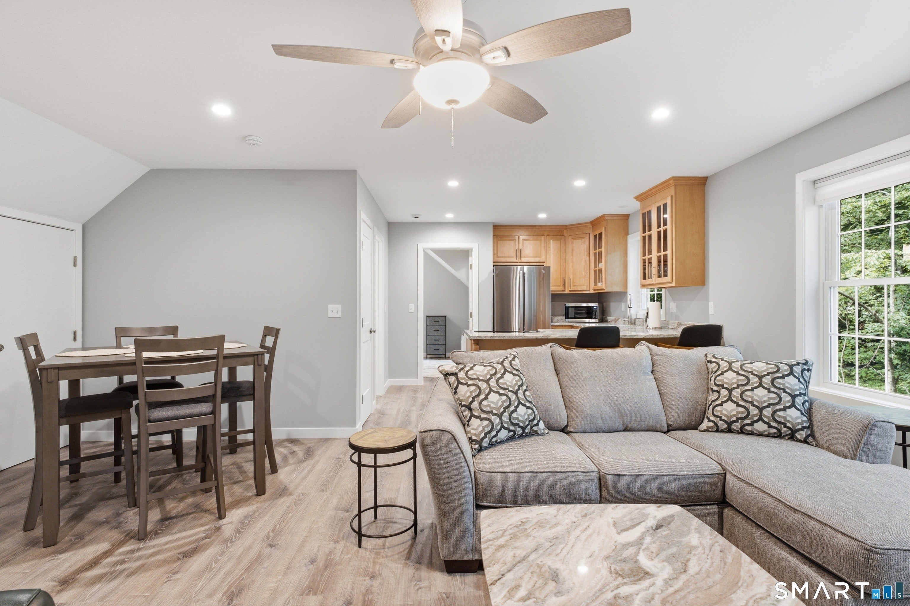 88 Orcutt Drive – photo 3