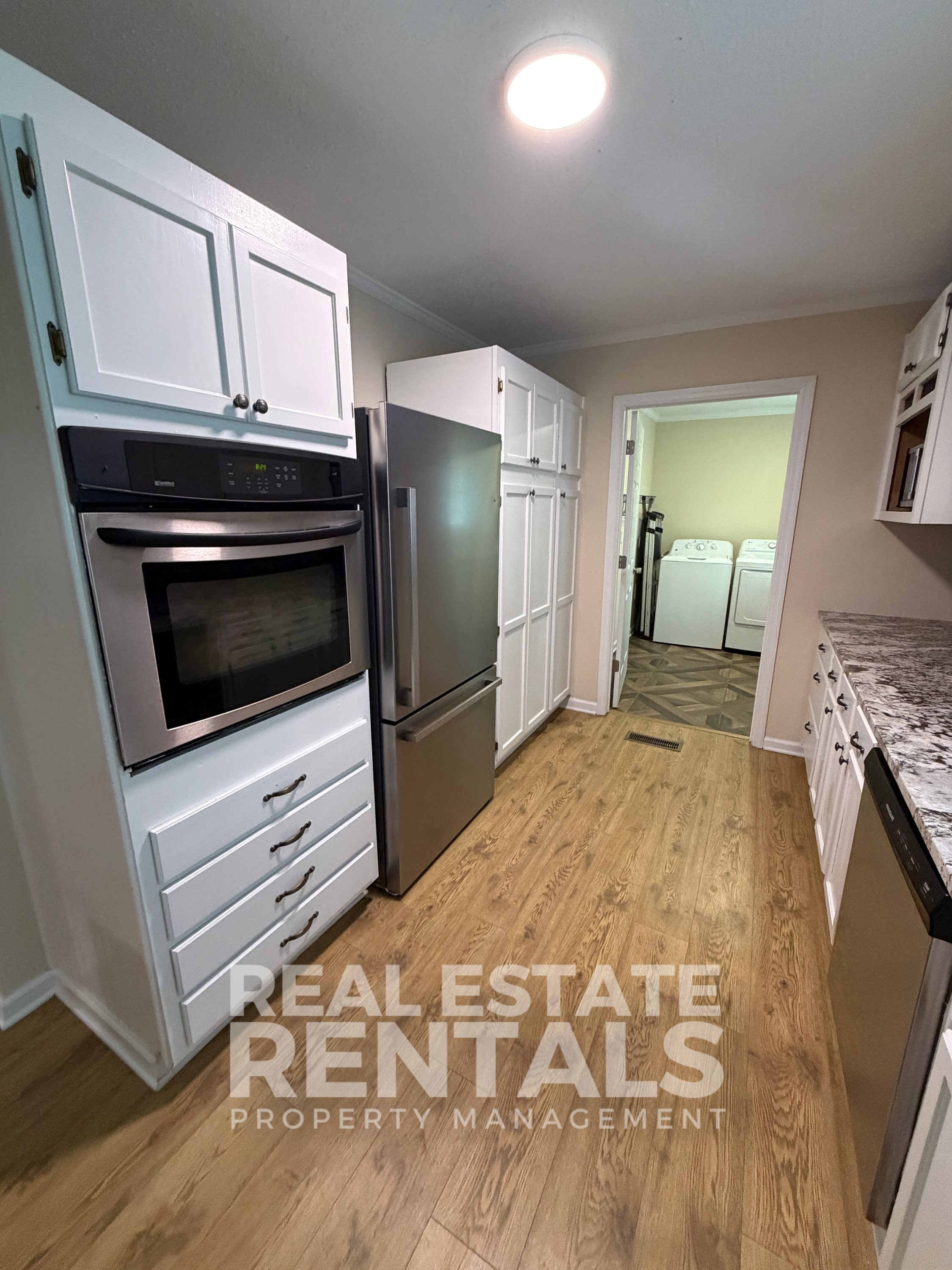 4580 Rainbow Drive – photo 5