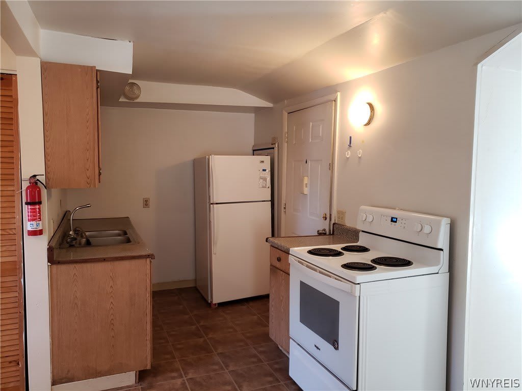 109 W. Bank St.#A W Bank Street – photo 2