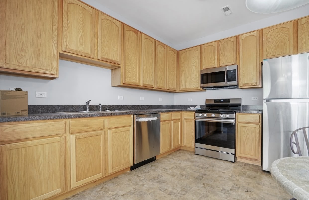 2045 Limestone Lane – photo 3