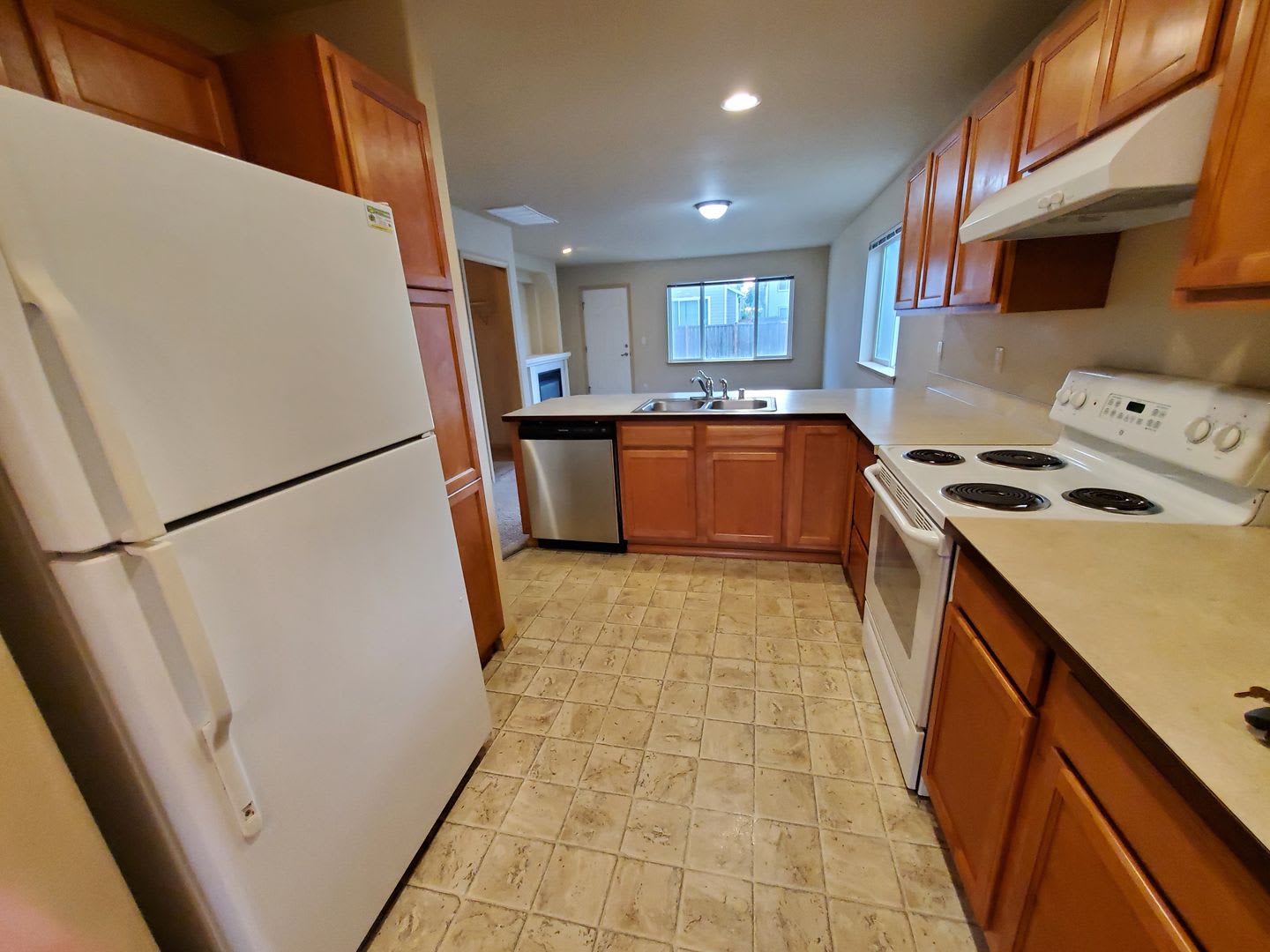 Left Side Duplex Available – photo 3