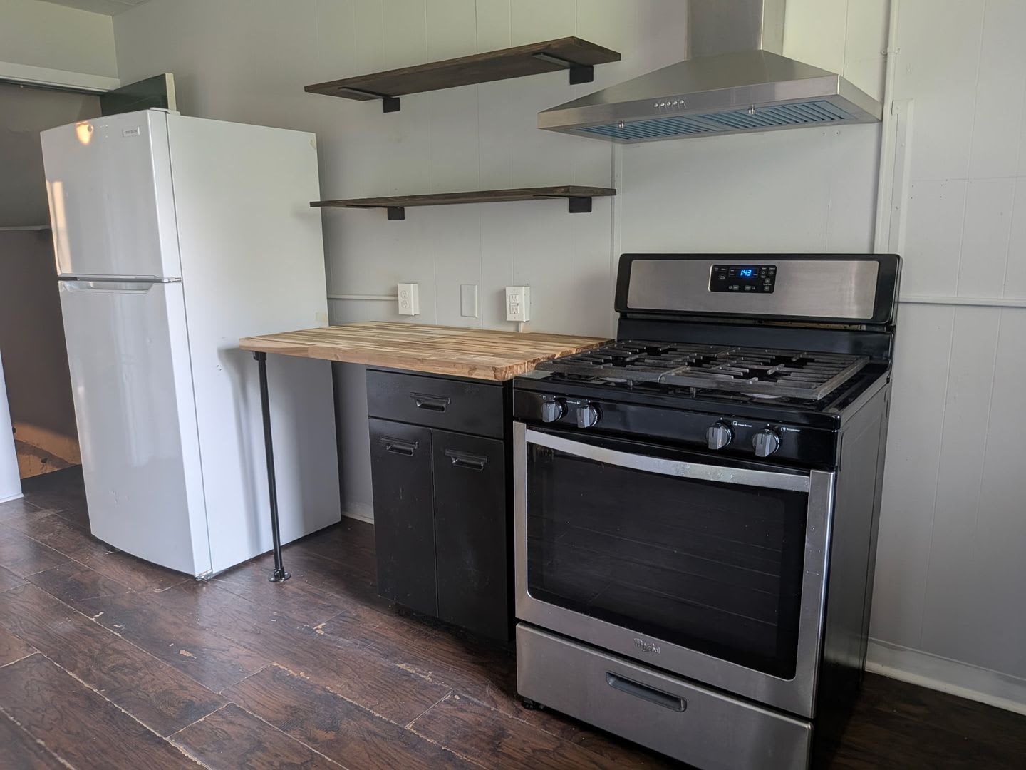 1216 Clark Street – photo 2