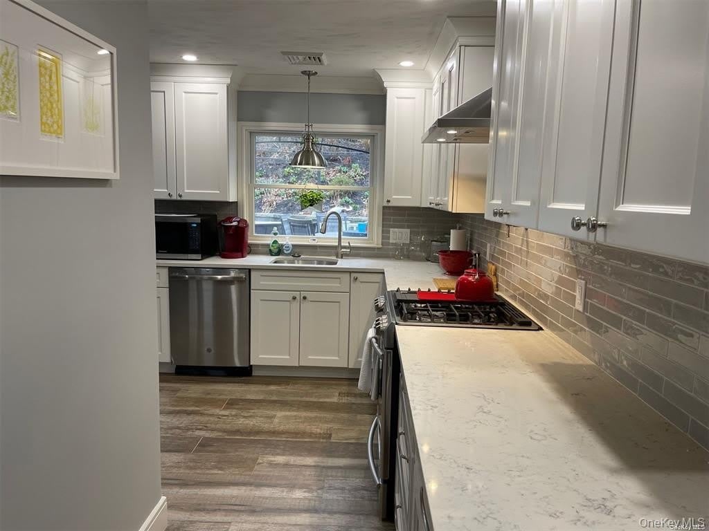 84 Ocean Avenue – photo 4