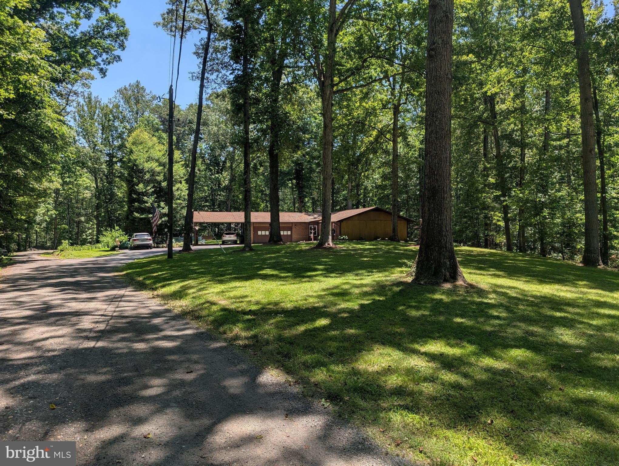 6997 GILBETH Road – photo 3