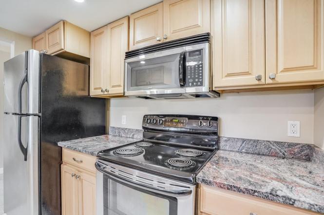 490 Mariners Island Blvd Apt 215 – photo 5