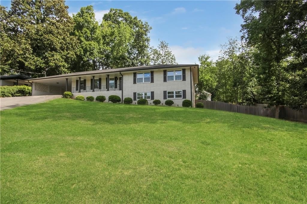 3116 N Druid Hills Road – photo 2