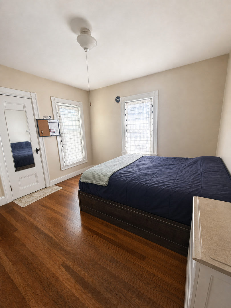Cat Friend Duplex Home With Two Free Parking Spots Included In The Rent Perfect Location Near Bridge To Cambridge – photo 3