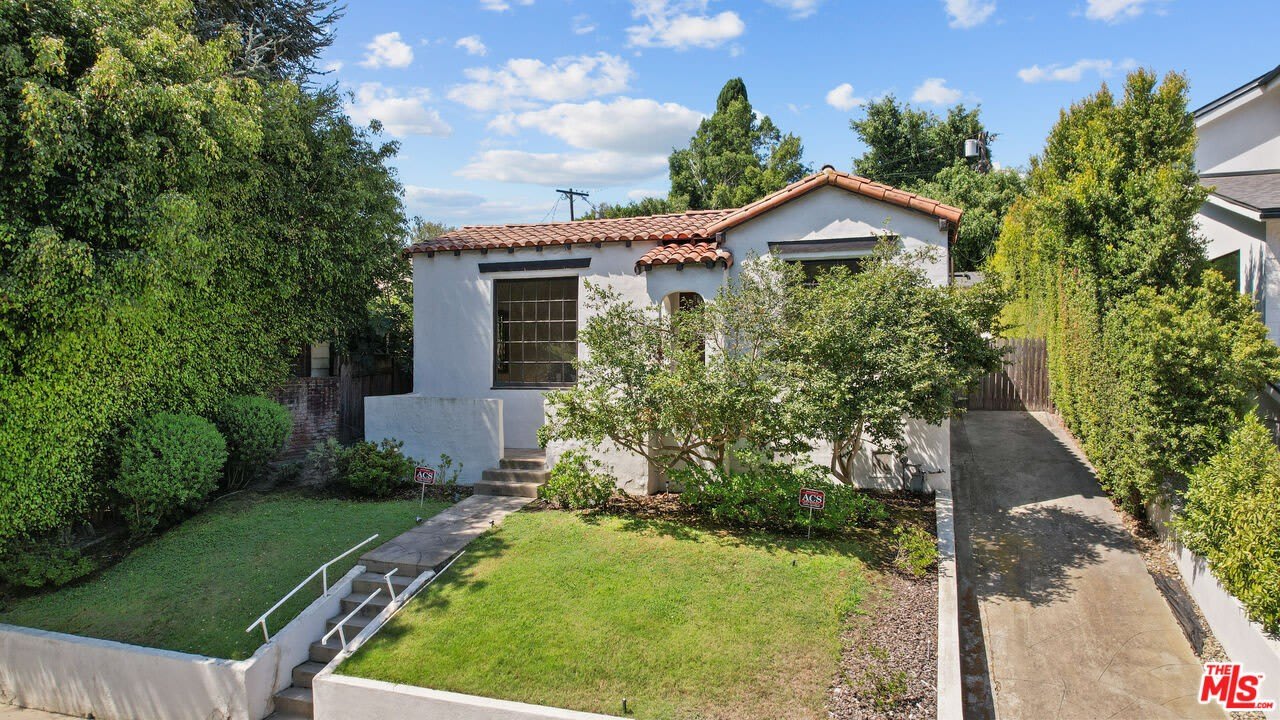 2569 Patricia Ave – photo 1
