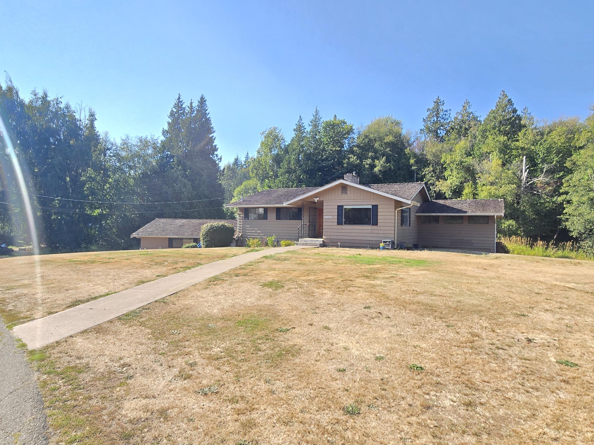 5893 Northwest Drive – photo 2