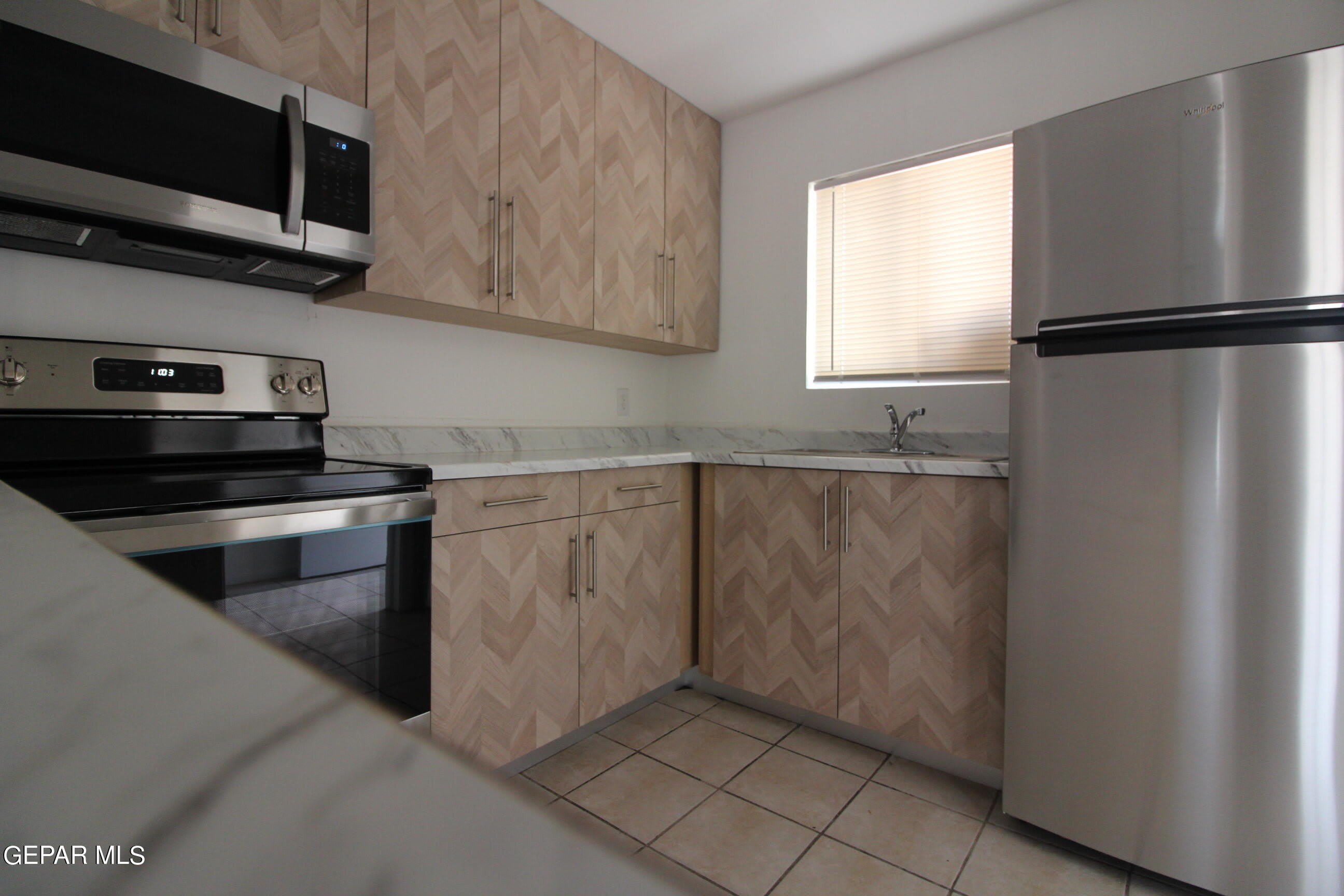 5200 Carousel Drive – photo 2