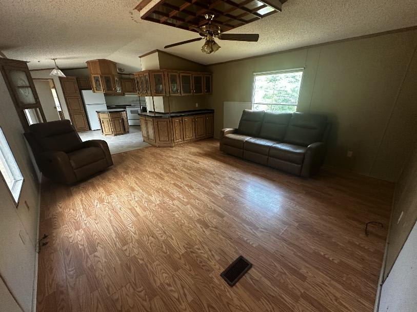 126 Clements Road – photo 2