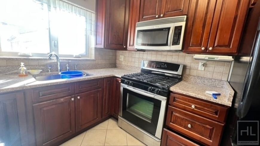 2121 KIMBALL STREET – photo 2