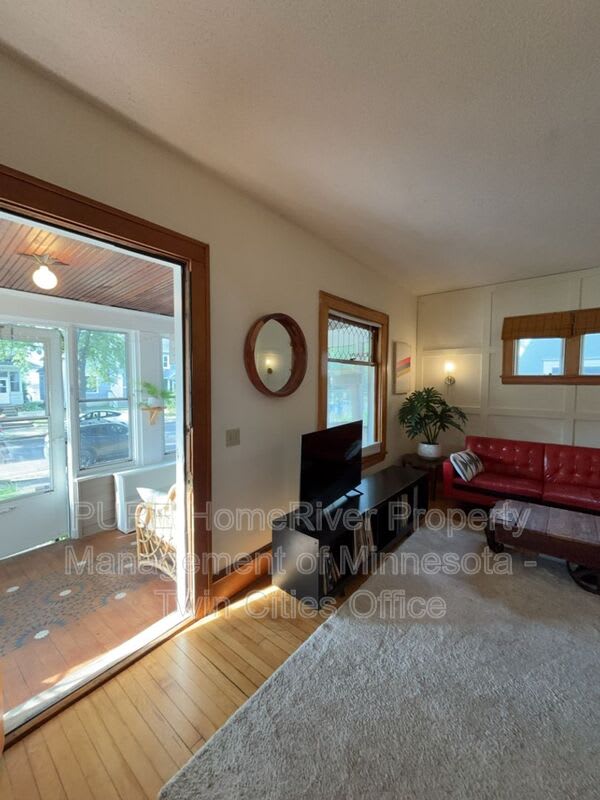 1904 3rd Ave N – photo 5