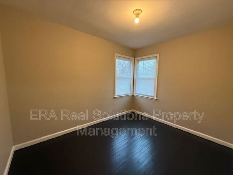 68 N. Waverly Street – photo 4