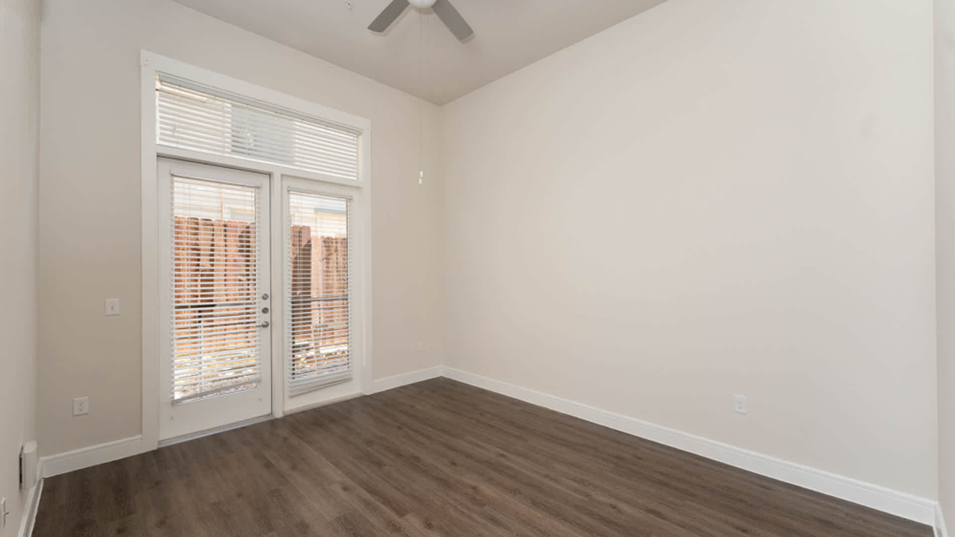 Flora Apartments – photo 3