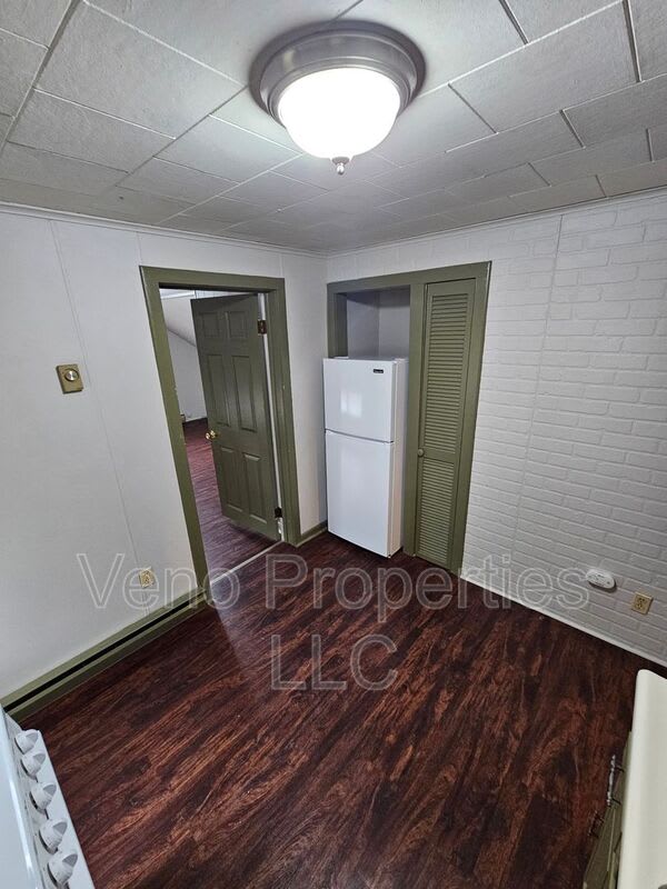 16-18 Division St. – photo 3