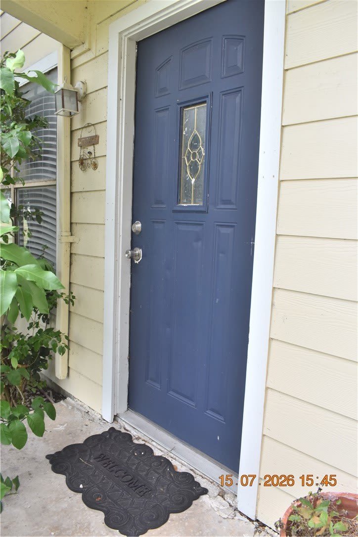 1011 Ennis Joslin – photo 1