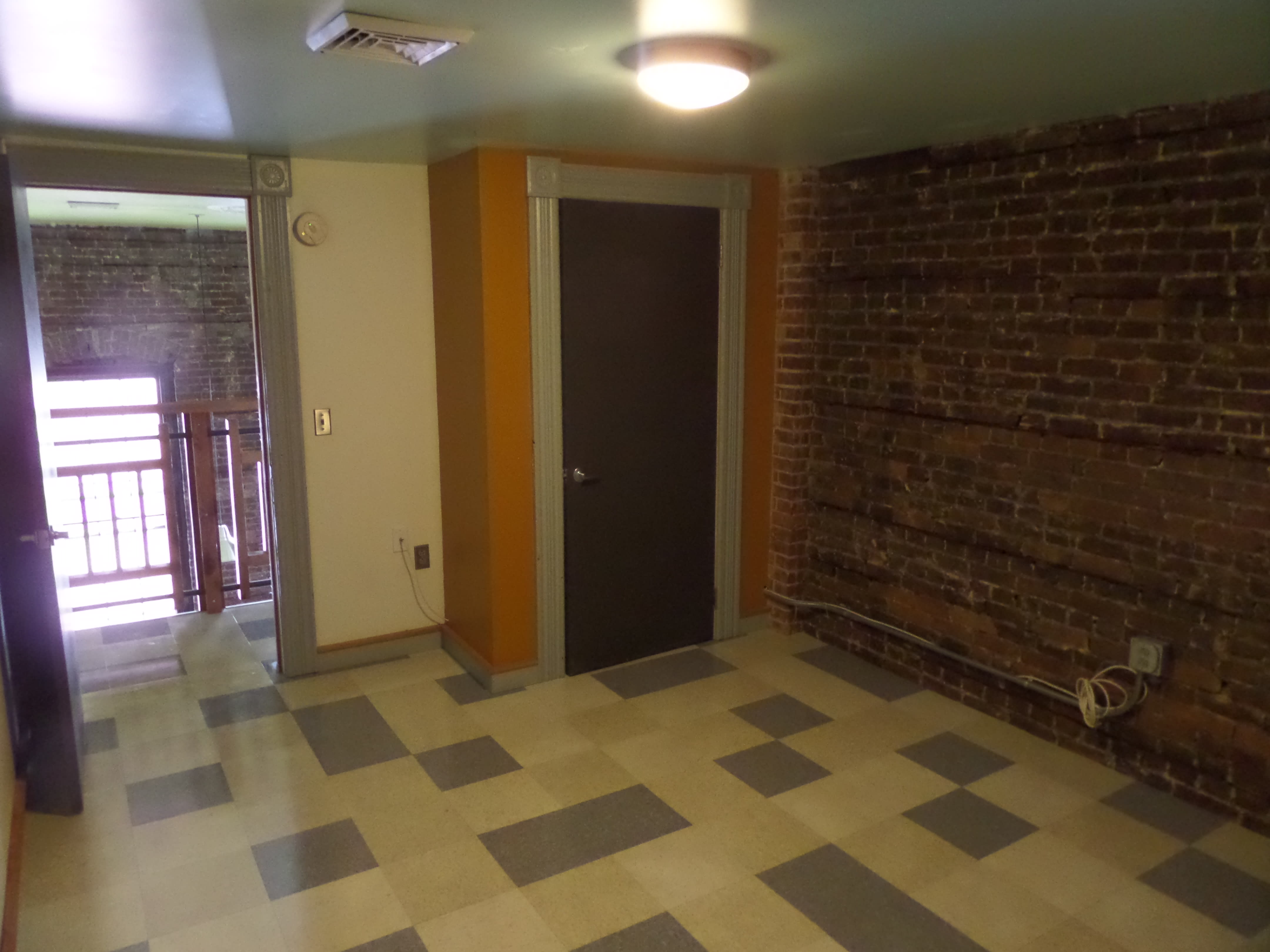 48 W 4th St – photo 5
