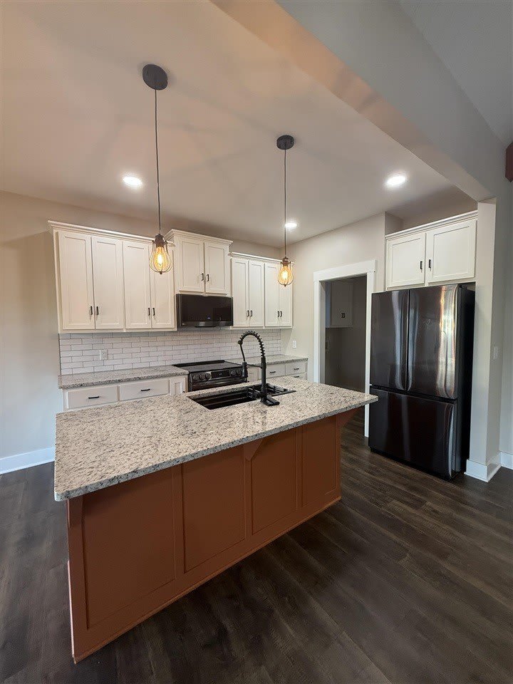 1184 County House Lane – photo 4