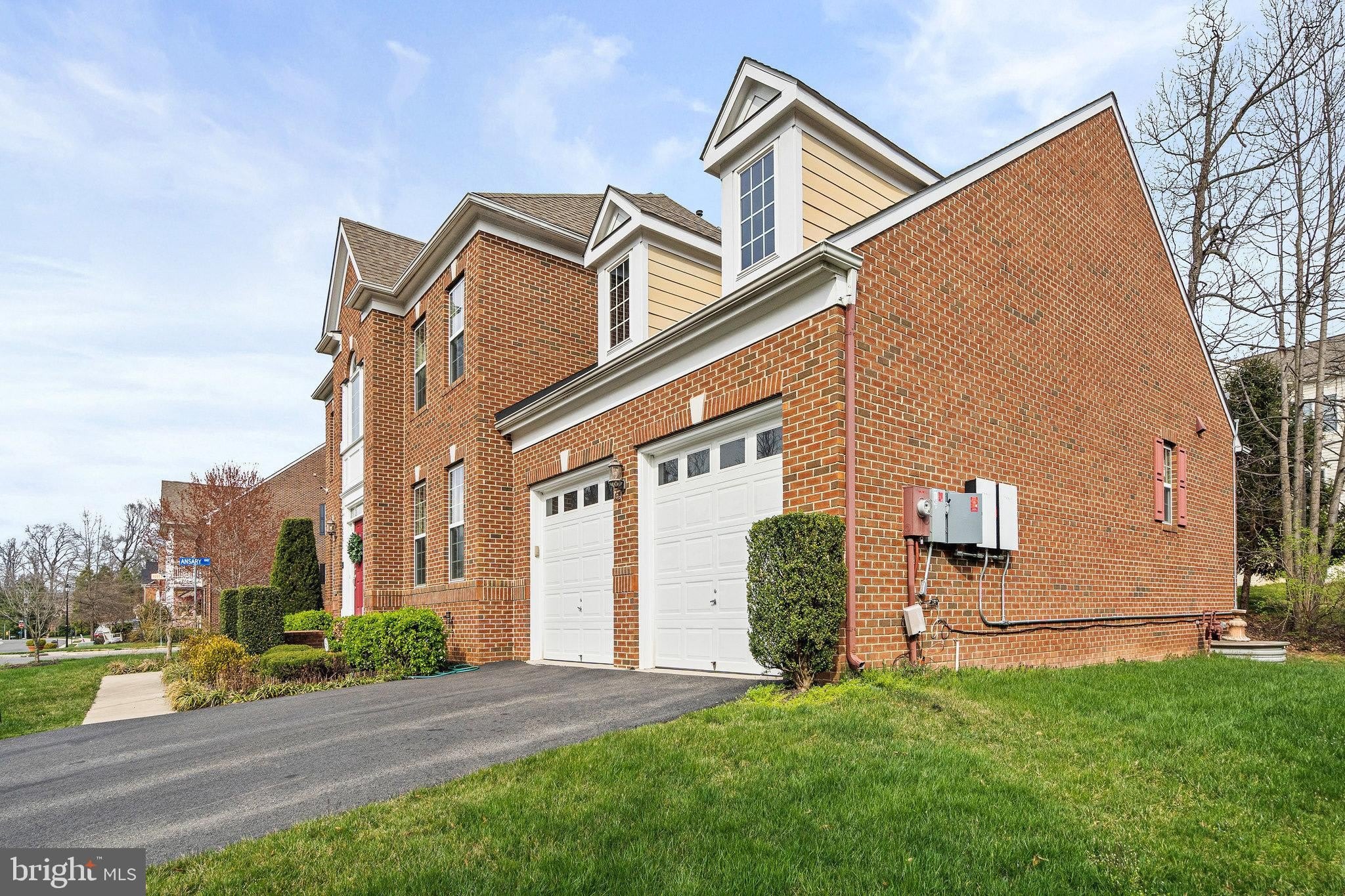 4561 RONA Place – photo 3