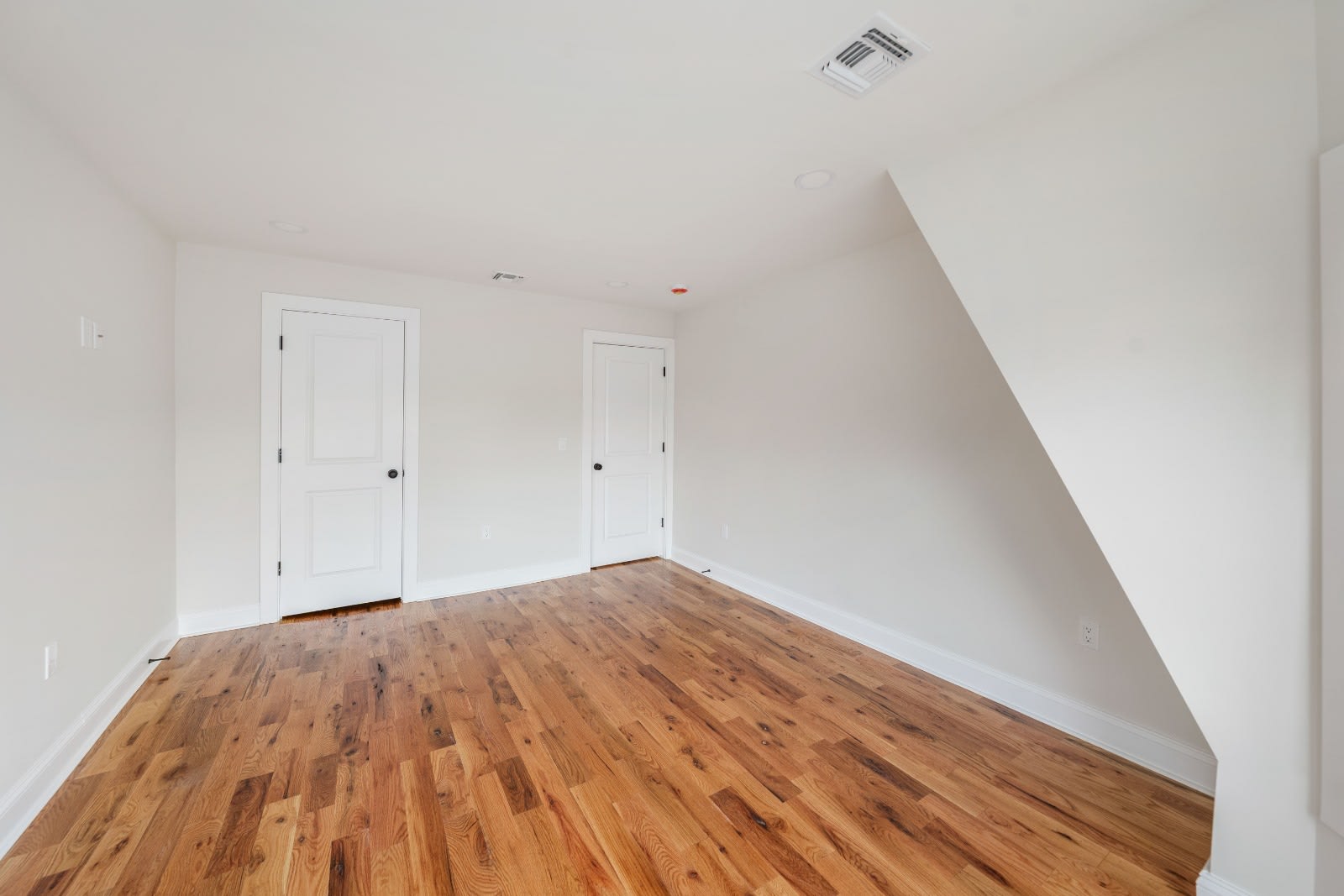 18 Taylor Street – photo 5